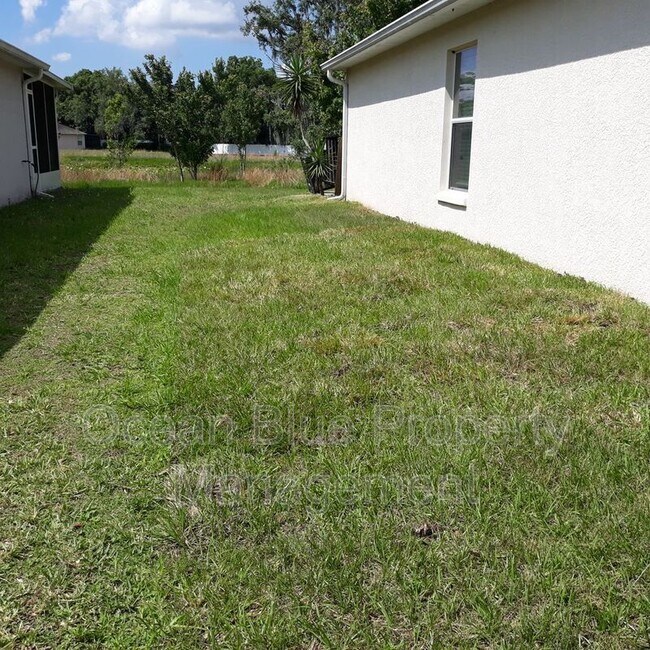 Building Photo - 18200 Cypress Bay Pkwy