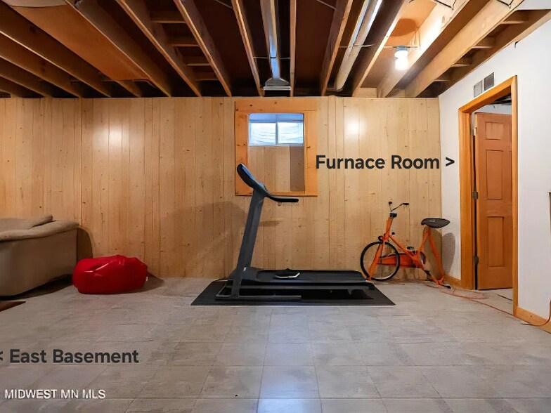 Building Photo - 20998 S Sand Lake Rd