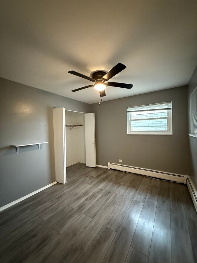 Building Photo - 1819 N 38th Ave