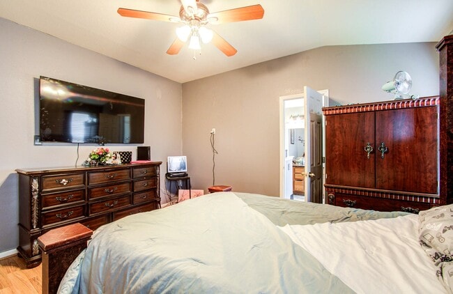 Building Photo - 19943 Black Pearl Ct