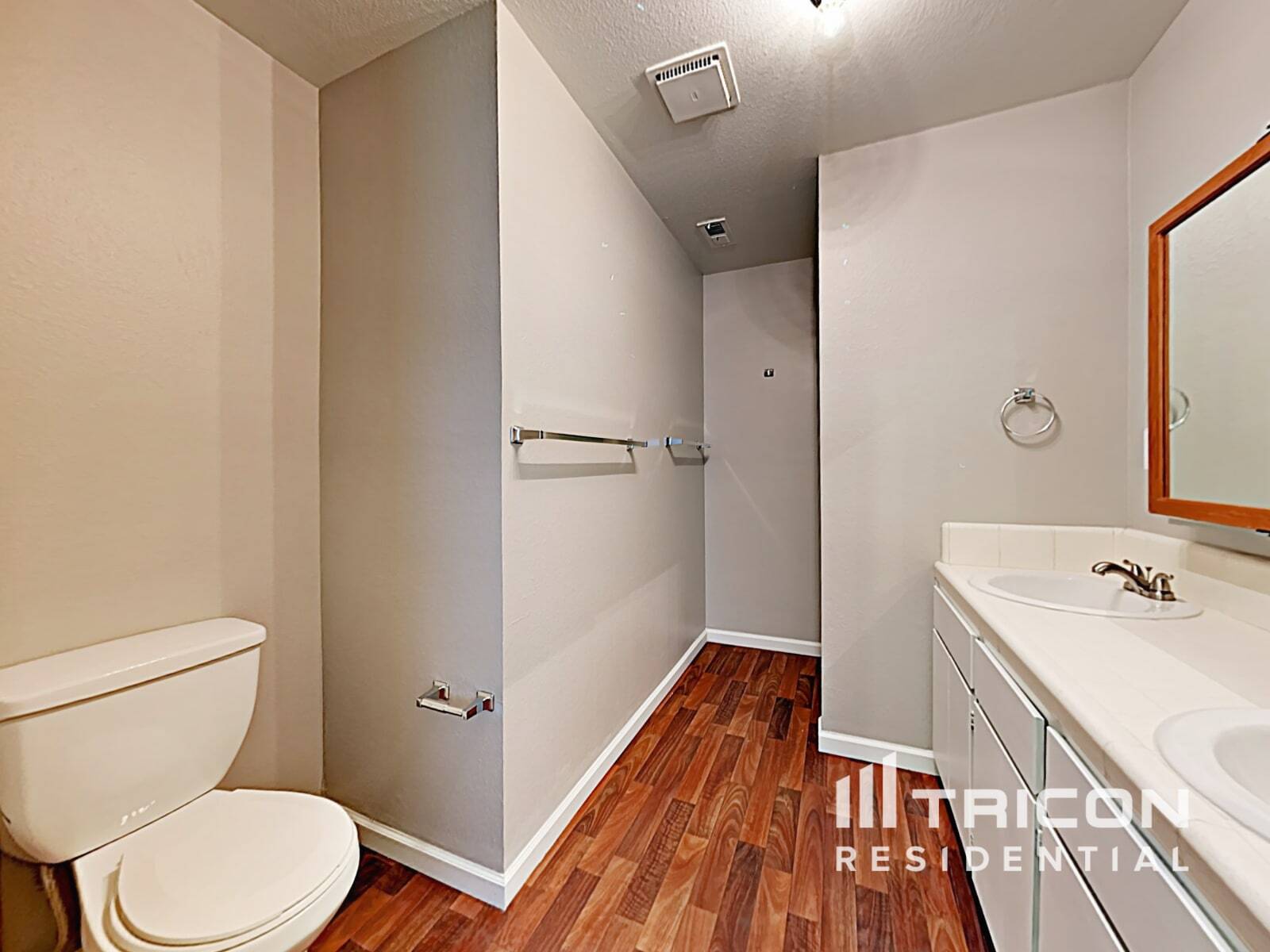 Building Photo - 2024 Bavil Dr