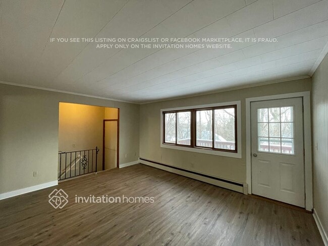 Building Photo - 3085 Upper 76th St E