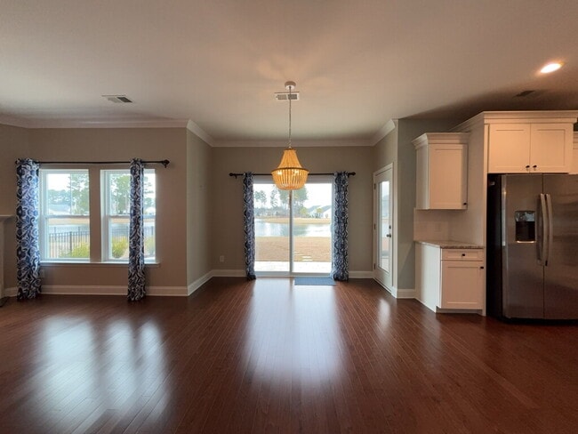 Building Photo - 292 Calm Water Way