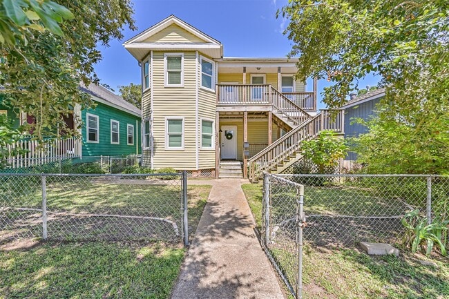 Building Photo - 2710 Avenue P 1/2 Ave
