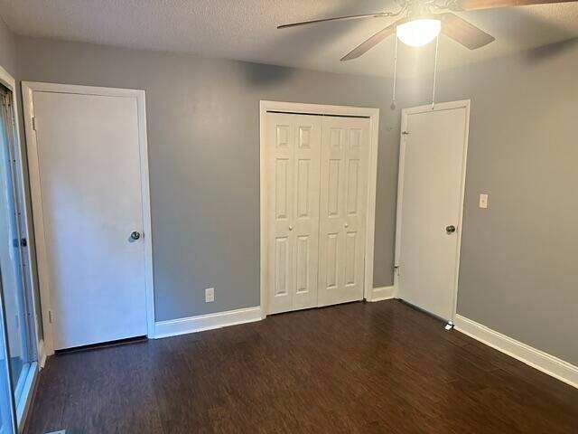 Building Photo - 4045 Brookcrest Dr