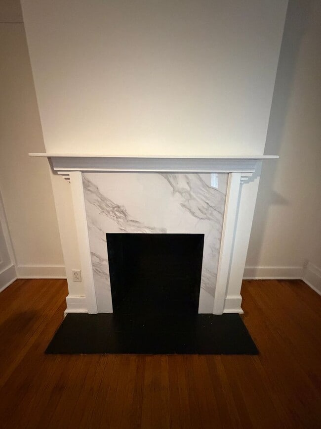 Building Photo - Section 8 approved! Newly renovated 4 bedroom, 1.5 bath