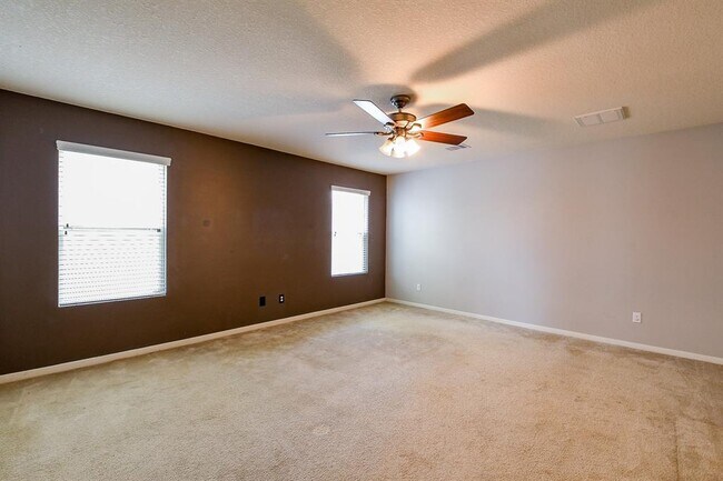 Building Photo - 4819 Fair Oak Dale Ln