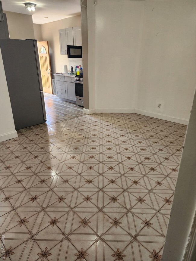 Building Photo - 11 Coonley Ct