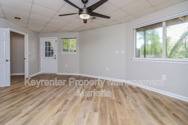 Building Photo - 153 Learner Ct