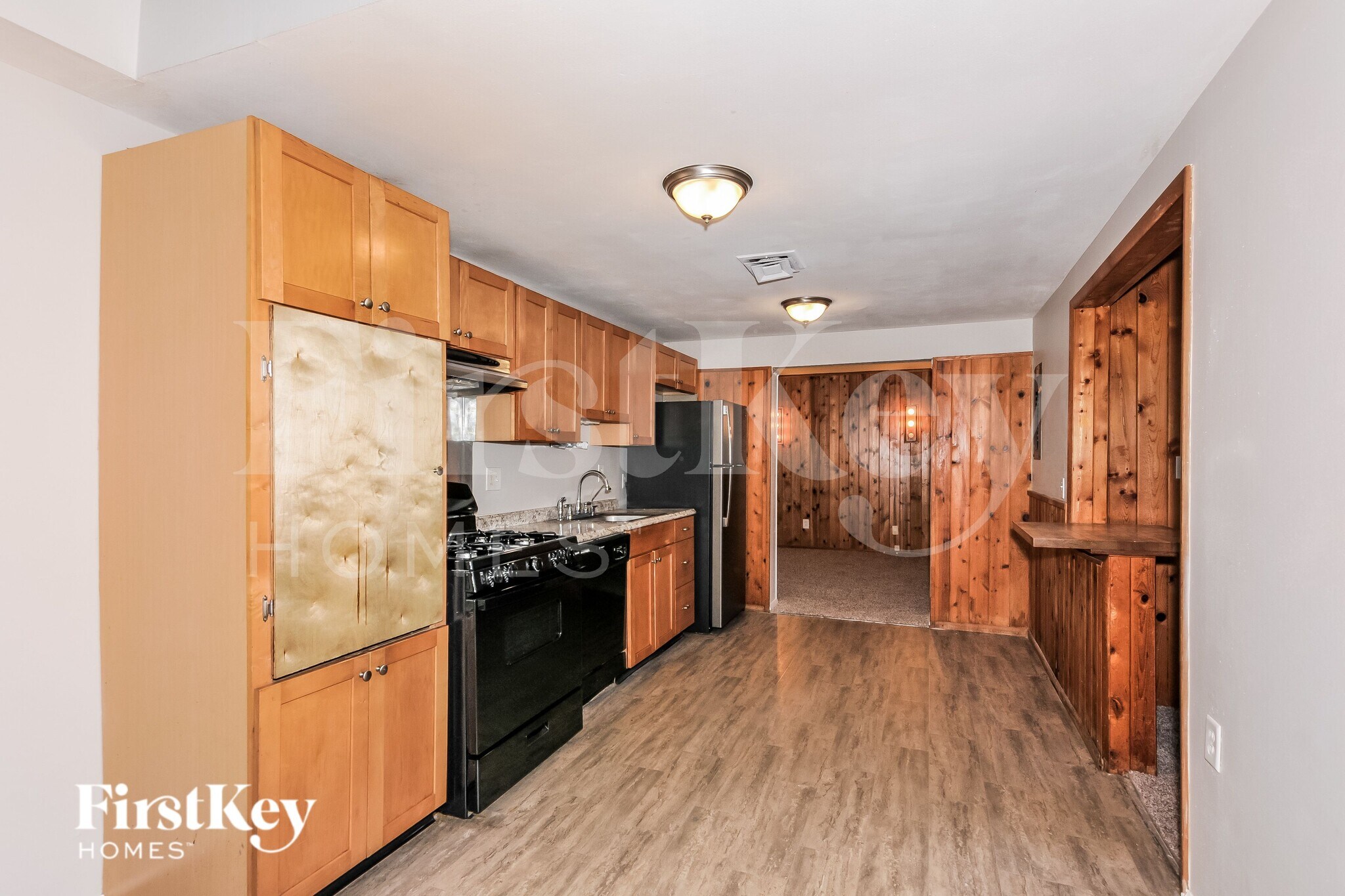 Building Photo - 2440 Cherry Ln