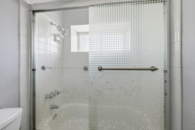 Building Photo - 4036 Shasta St