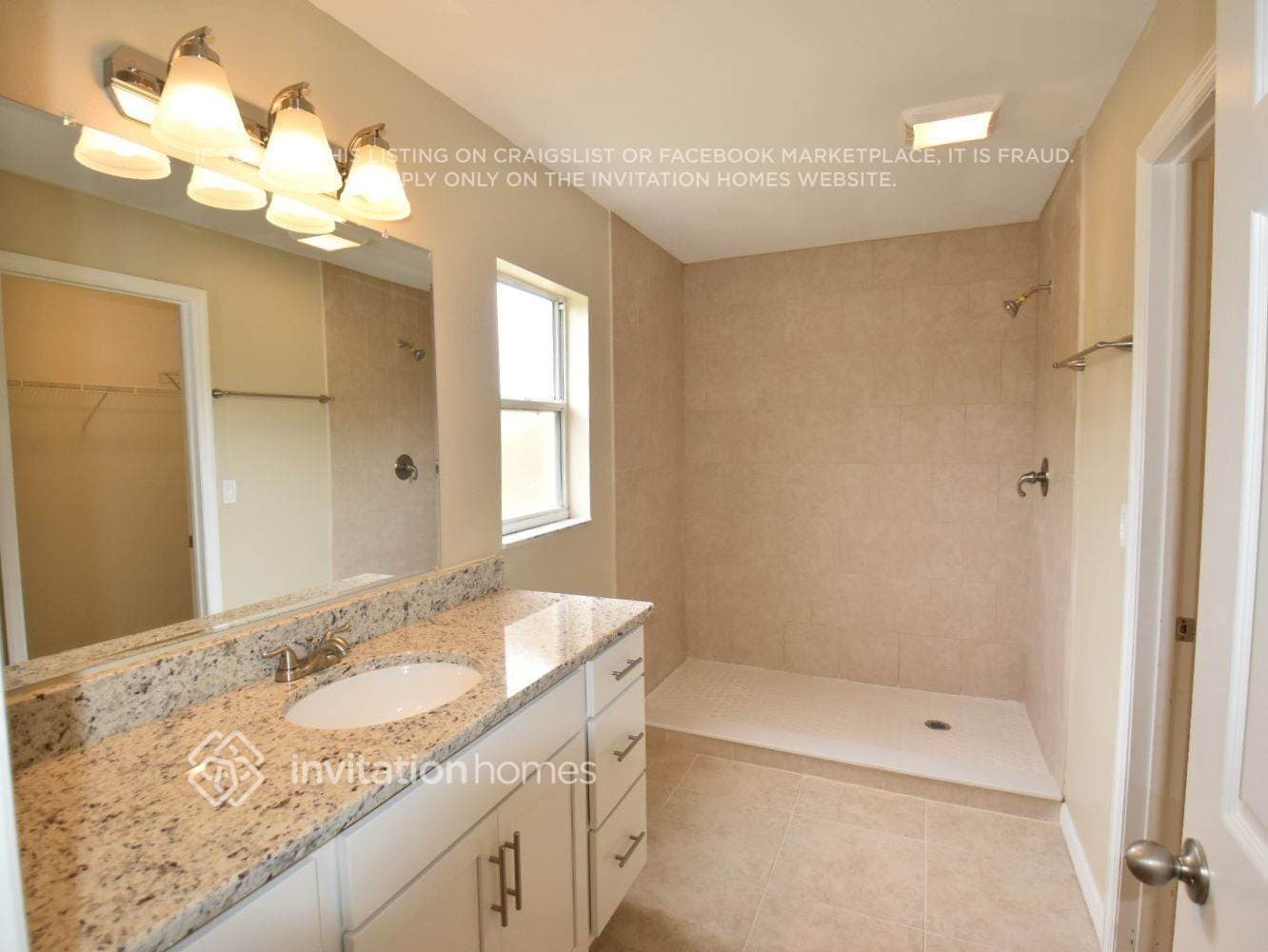 Building Photo - 14841 Margaux Dr