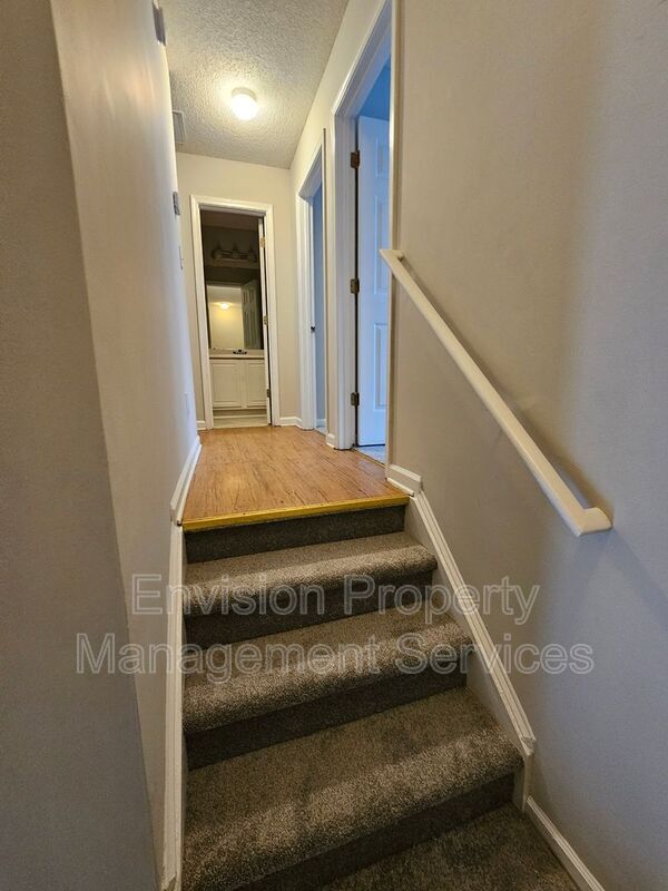 Building Photo - 3275 Oakley Pl