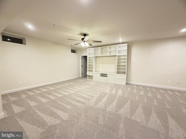 Building Photo - 3516 Timber Green Dr