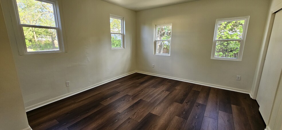 Building Photo - 4514 Allison St