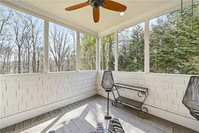 Building Photo - 1124 Moores Mill Rd NW