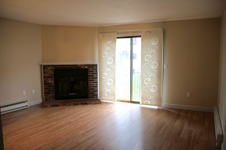 Living Room - 710 Main St