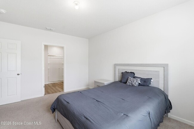 Building Photo - 673 Bremerhaven St NW