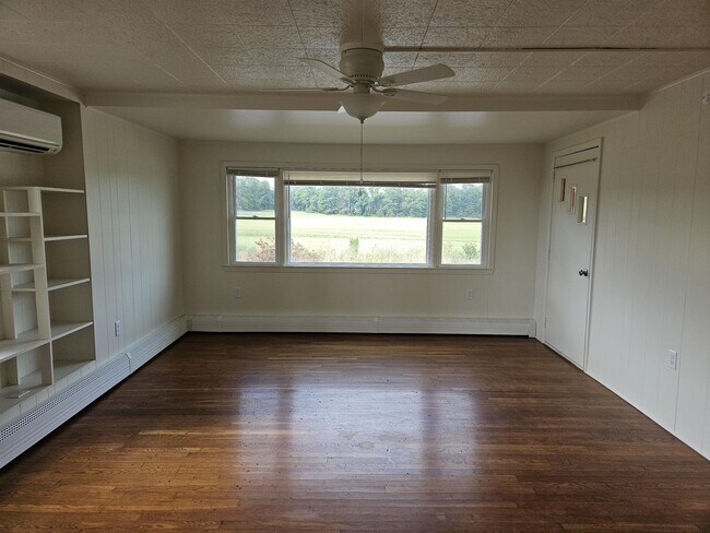 Building Photo - 5960 Taneytown Pike