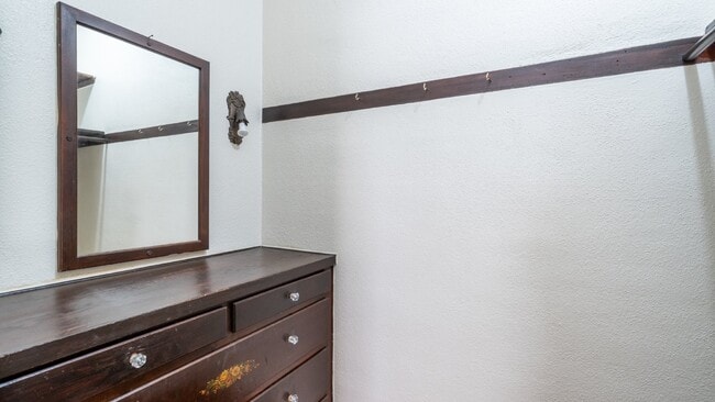 Building Photo - Balboa/North Park Large Studio w/ A/C and ...