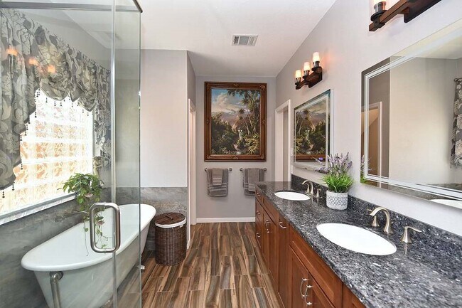 Building Photo - 22121 Atwater Canyon Ln