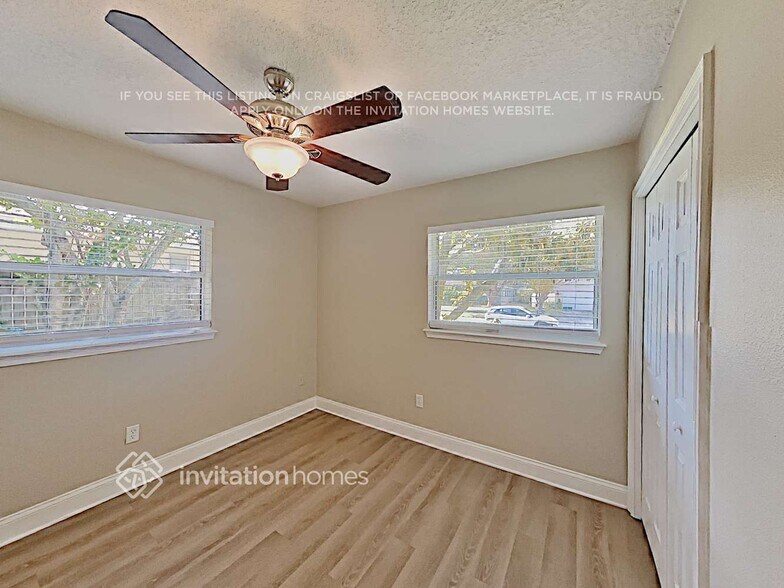 Building Photo - 777 Forest Glen Ct