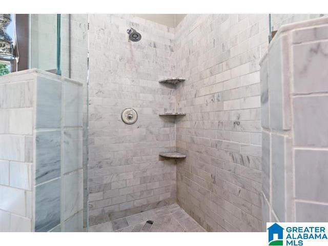 Building Photo - 1801 11th Pl S