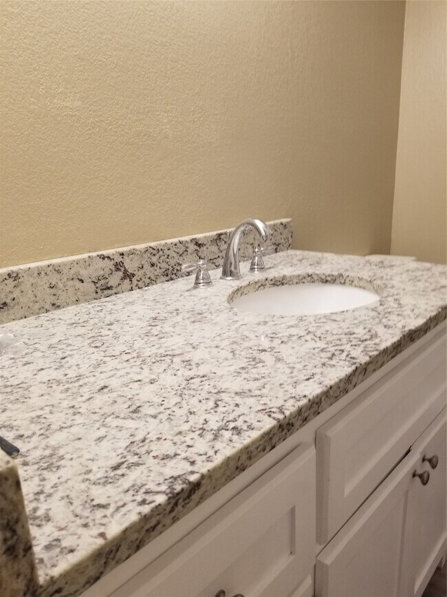 Building Photo - 12409 Dumas St