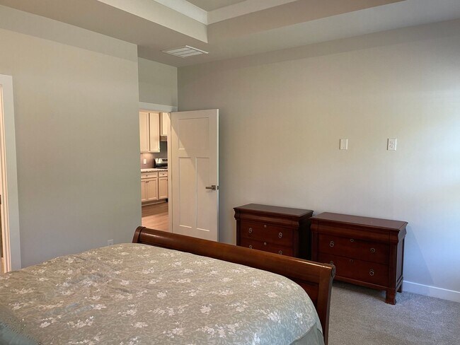 Building Photo - 2116 Sounders Ln NE