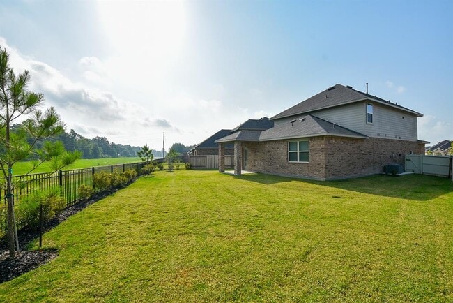 Building Photo - 9205 Inland Leather Ln