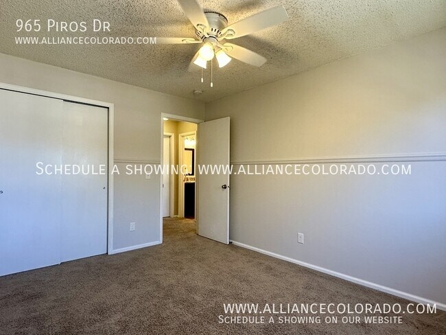 Building Photo - 965 Piros Dr