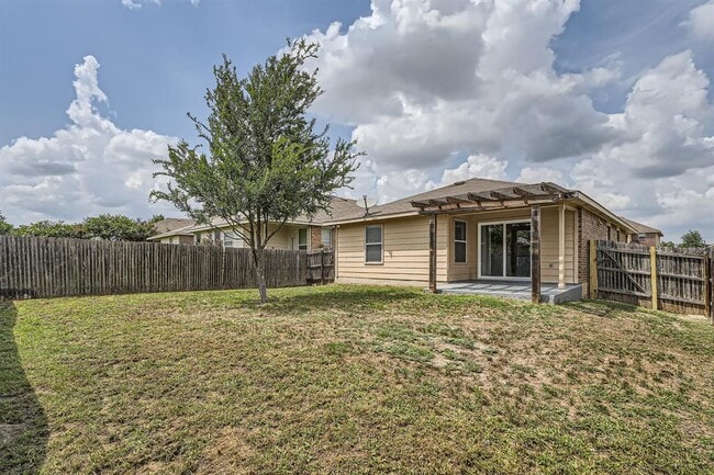 Building Photo - 315 Moonwalker Trail