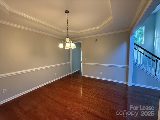 Building Photo - 8811 Singleton Ct