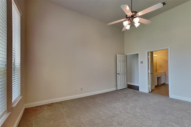 Building Photo - 3404 Pilgrim Dr