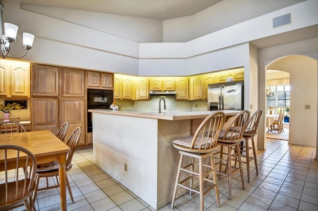 Building Photo - 13471 Miles Standish Port