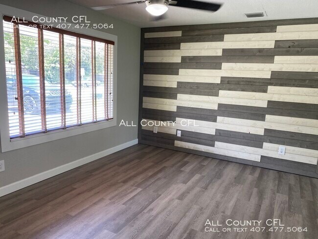 Building Photo - 1060 N Lakemont Ave