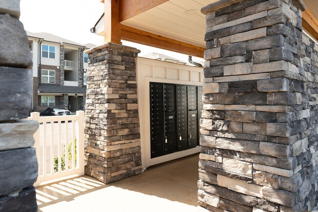 Building Photo - 11614 Vis Ter Wy