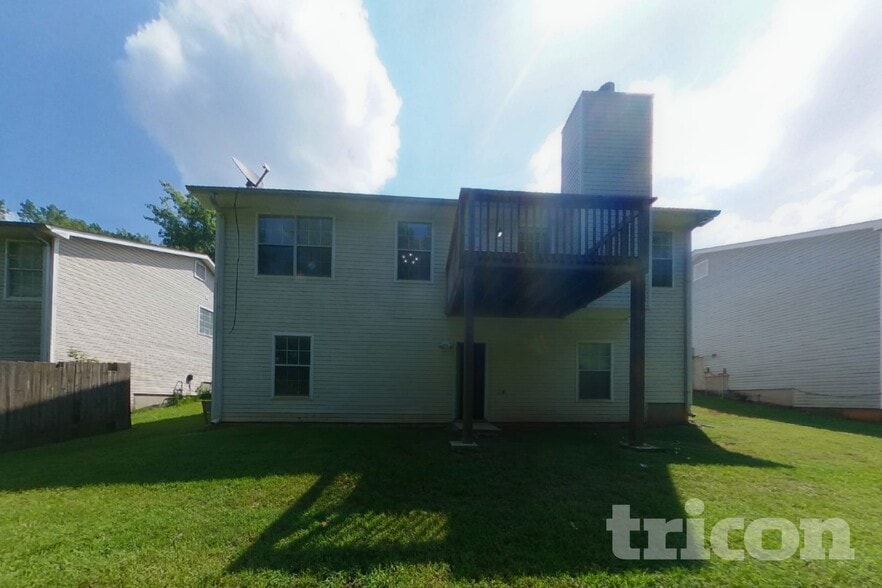 Building Photo - 119 Lake Terrace