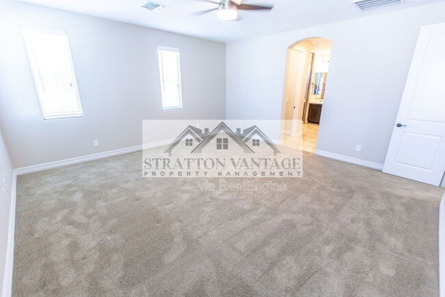 Building Photo - 2883 E Ebony Dr