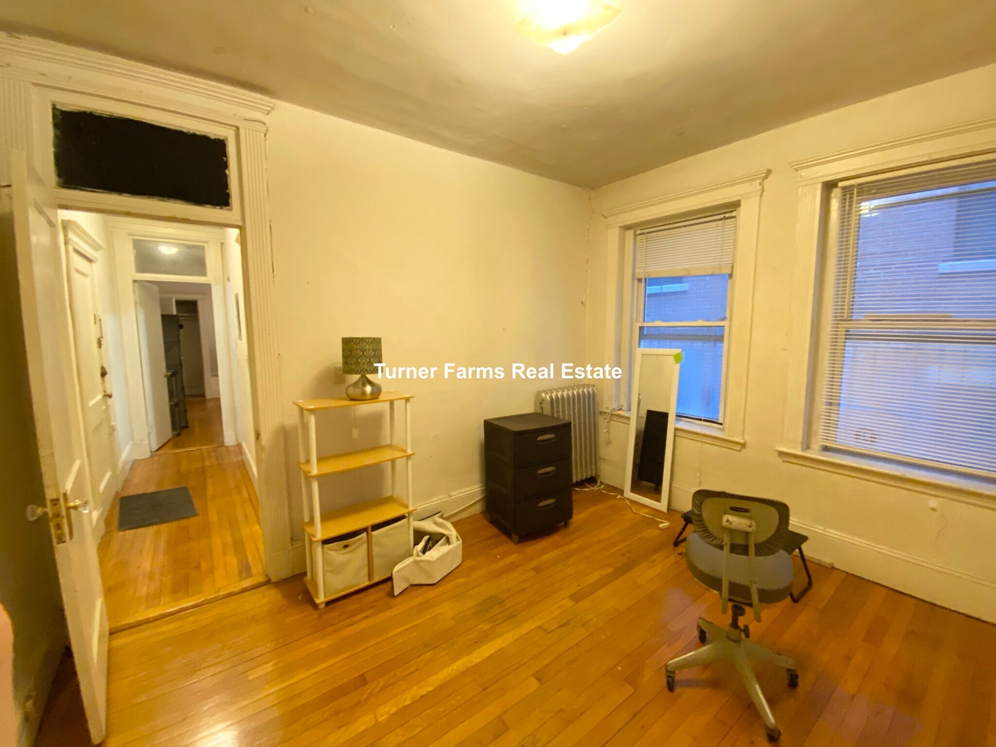 Building Photo - 465 Park Dr