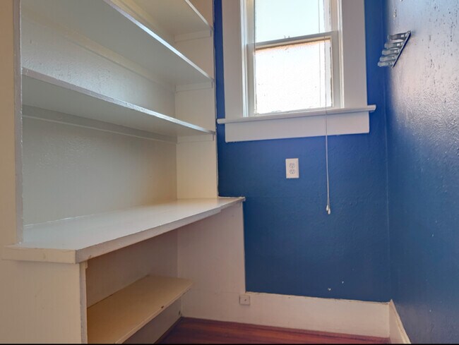 Building Photo - Apartments at Munger Place