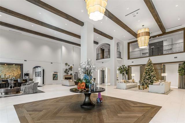 Building Photo - 2800 Lakeside Pkwy