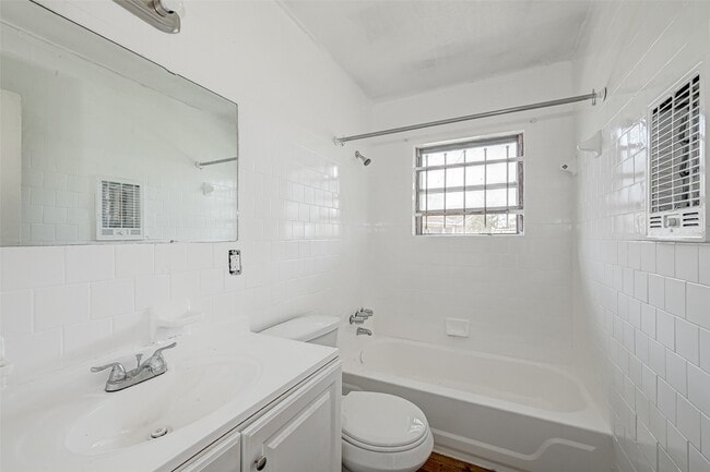 Building Photo - 5315 Bellfort Ct