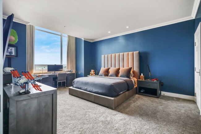 Building Photo - Reside at the Ritz in this Stunning 2-Stor...