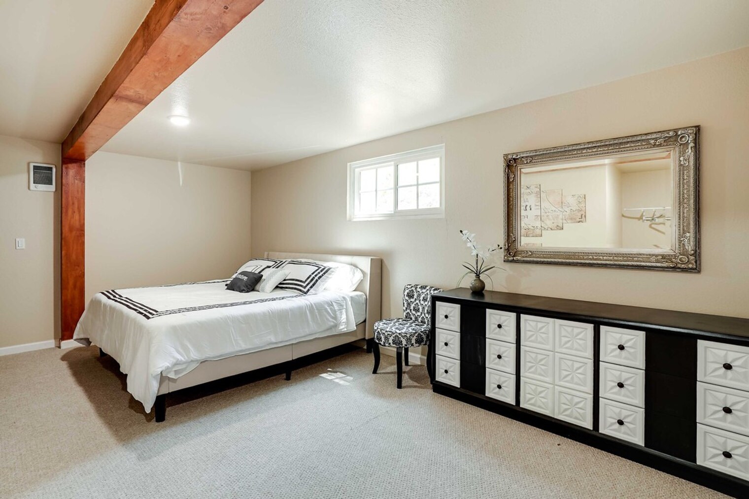 Building Photo - 5055 Old Dublin Rd