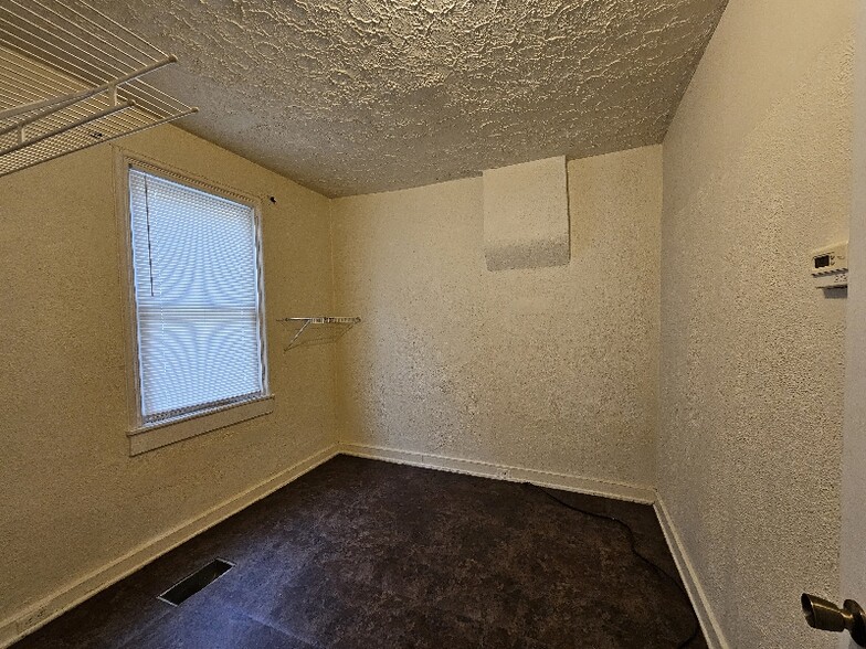 Building Photo - 2809 Glendora Ave