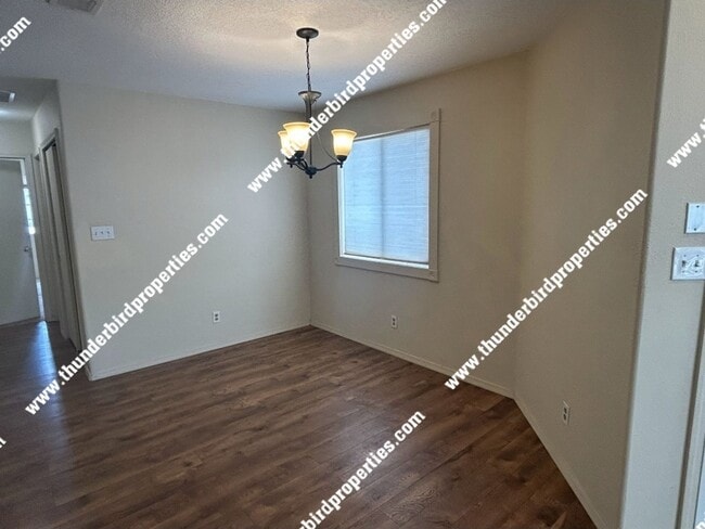 Building Photo - Gated Community 2 Bedroom - 2 Bathroom - 2 Car garage