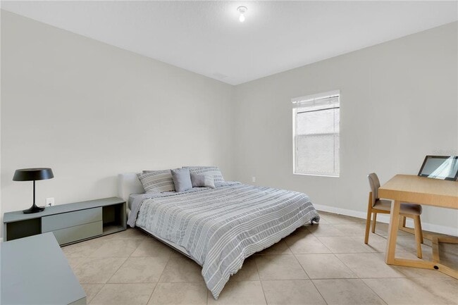 Building Photo - 1391 Olympic Club Blvd