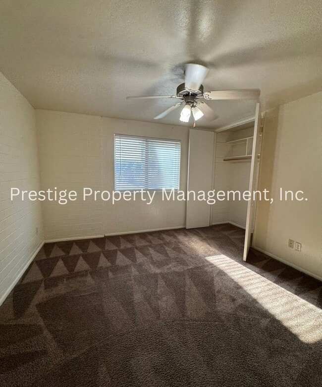 Building Photo - 2525 N Alvernon Way