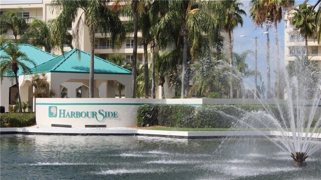 Building Photo - 7984 Sailboat Key Blvd S